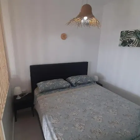 Central Studio With Sea View Balcony! Apartamento